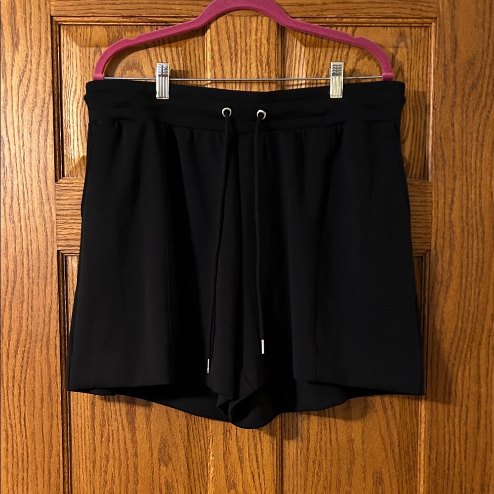 Lou & Grey High Waist Drawstring Shorts Black